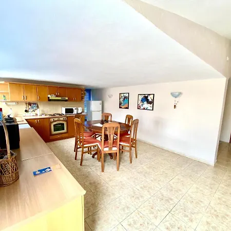 Penthouse Ihd * Durrës